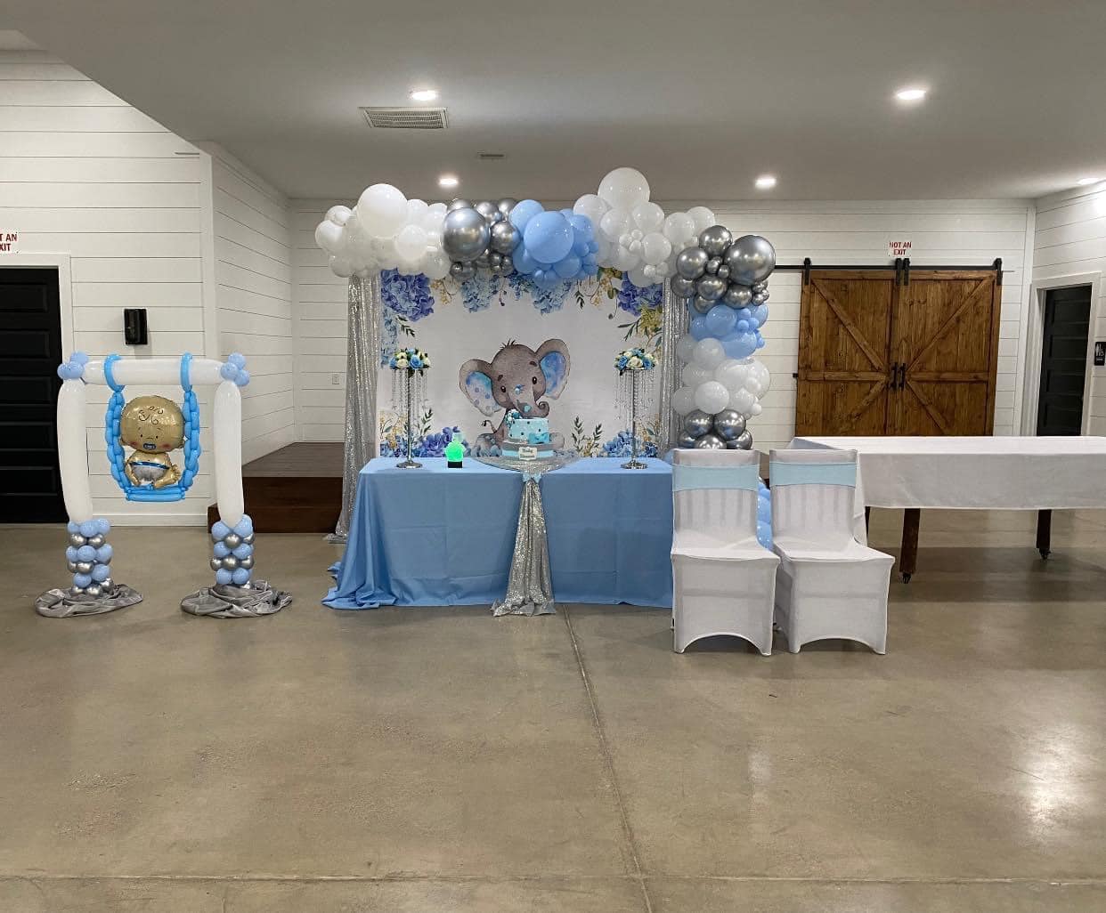 Mesa con globos baby shower